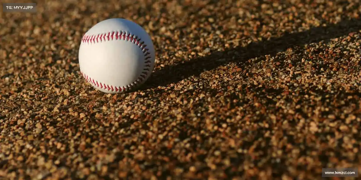 <strong>ued官网</strong>球拍挥动间，释放所有压力与不甘！🎱